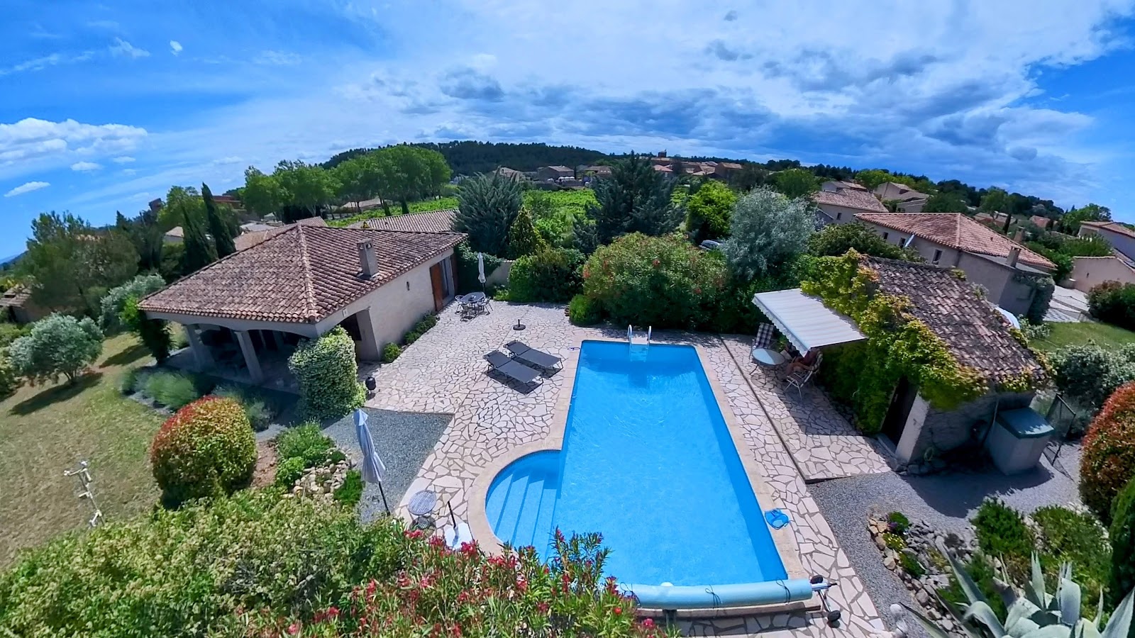 Villa à vendre  - 4 pièce(s) - 88m2 - Aigne (34210)