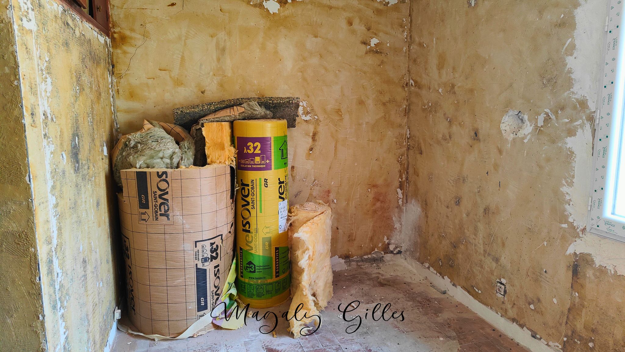 Appartement à rénover à vendre  - 2 pièce(s) - 25m2 - Nîmes (30000)