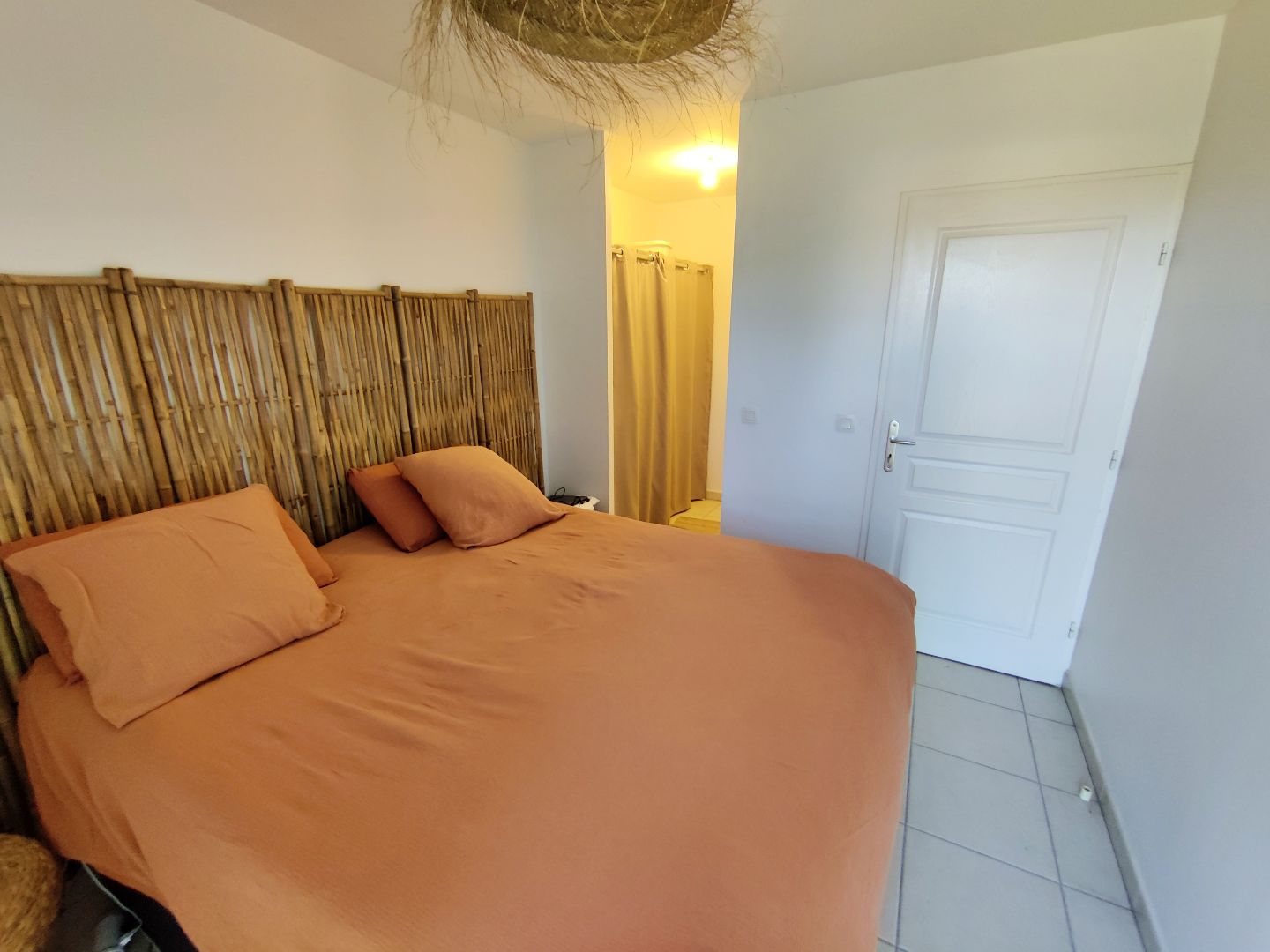 Appartement à vendre  - 2 pièce(s) - 55m2 - Saint-raphaël (83700)