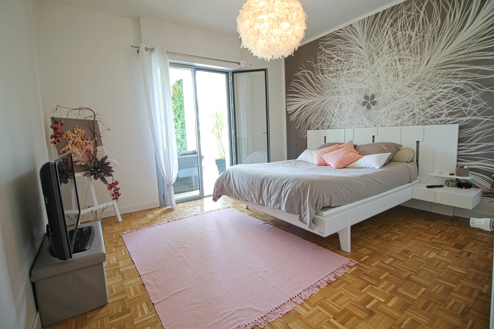 Maison rénovée à vendre  - 8 pièce(s) - 290m2 - Saujon (17600)