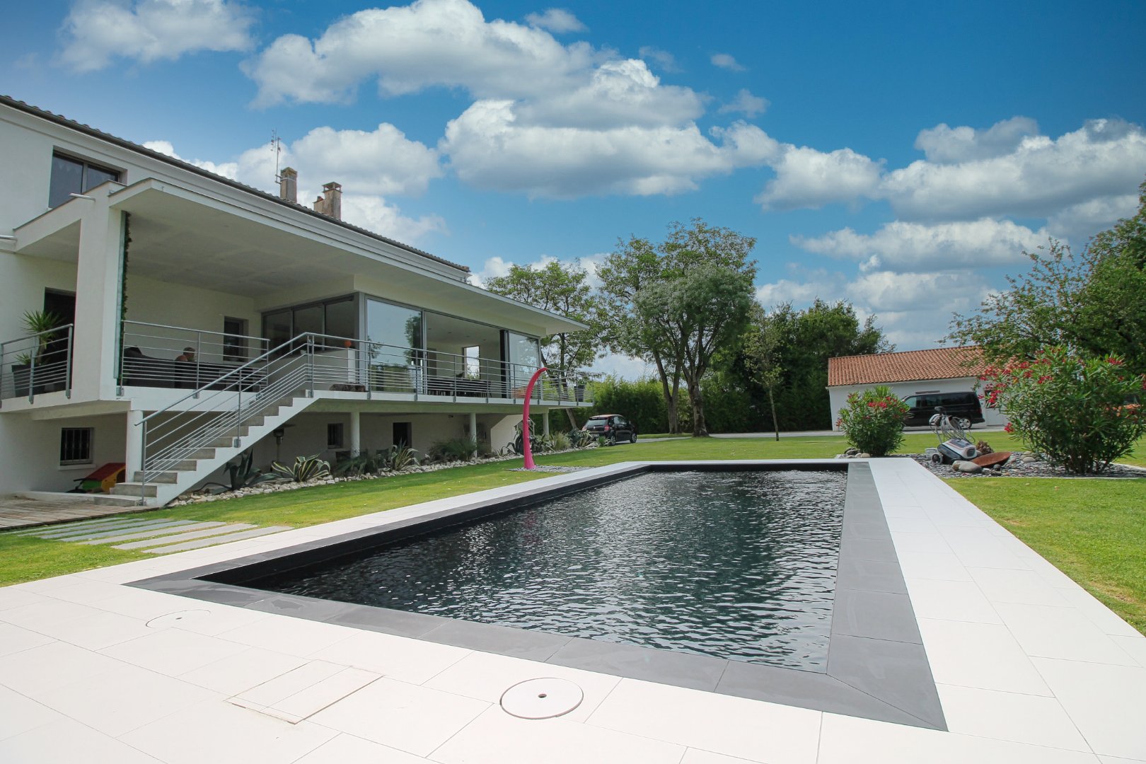 Maison rénovée à vendre  - 8 pièce(s) - 290m2 - Saujon (17600)