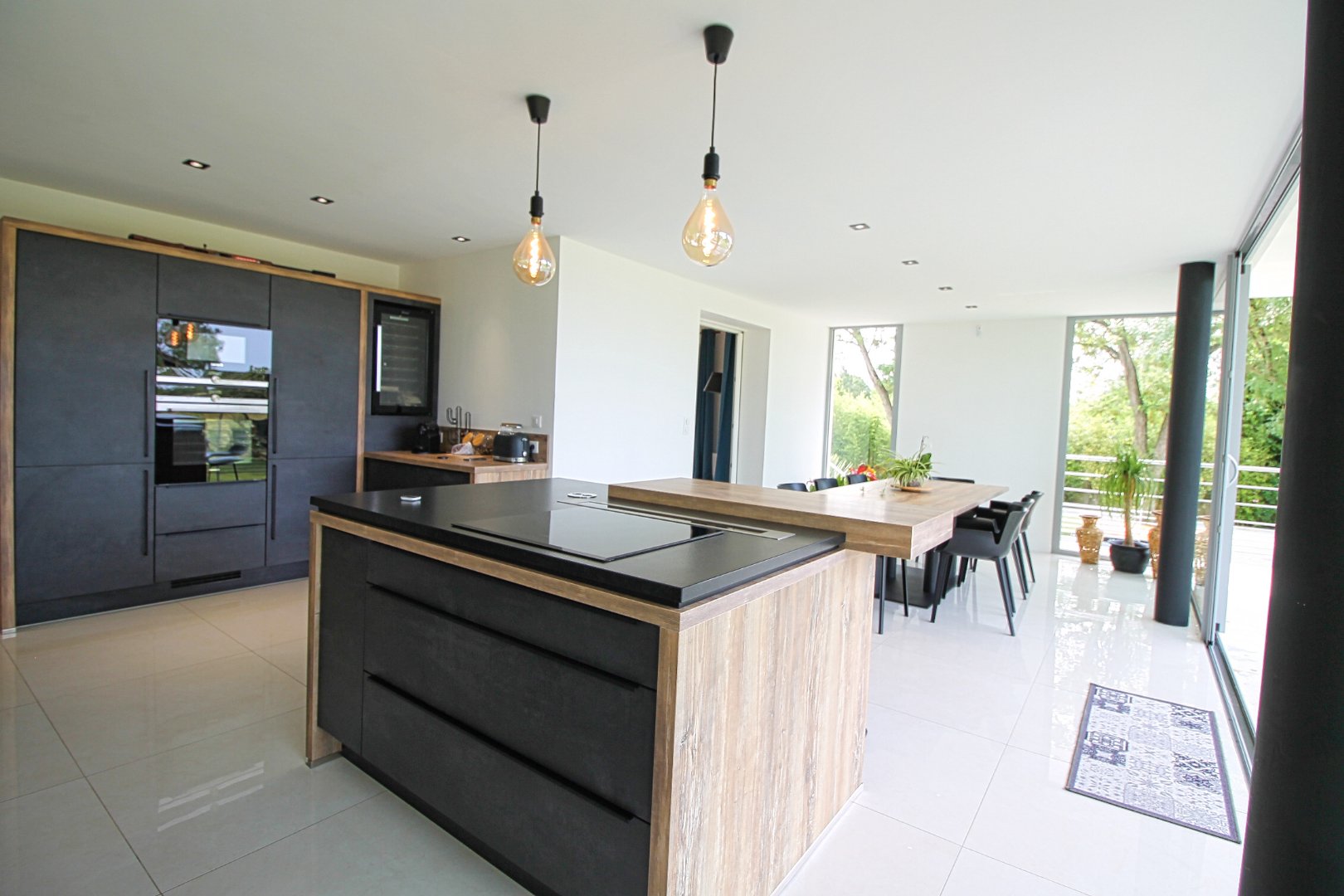 Maison rénovée à vendre  - 8 pièce(s) - 290m2 - Saujon (17600)