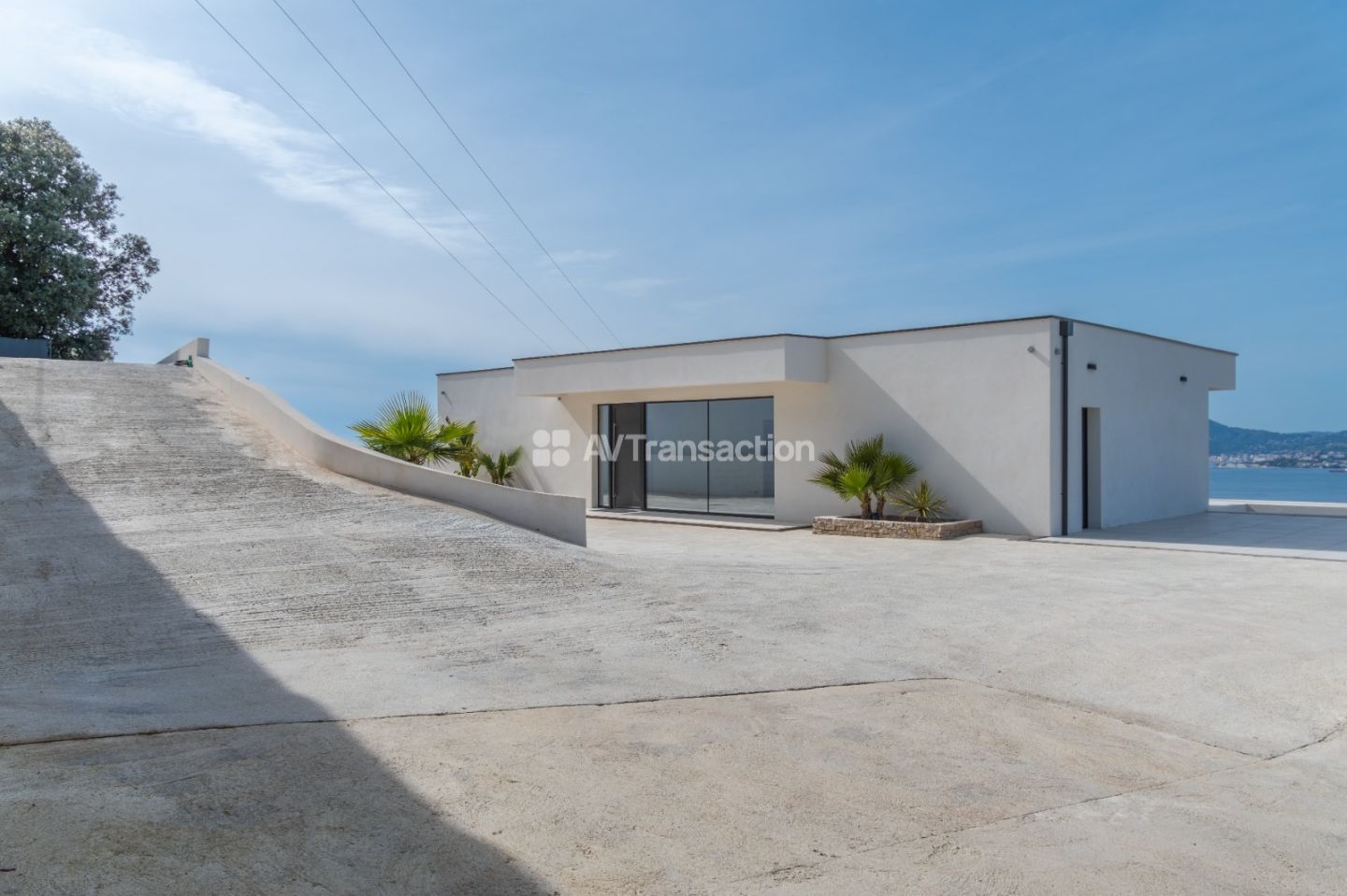 Propriété à vendre  - 7 pièce(s) - 329.43m2 - Porticcio (20166)
