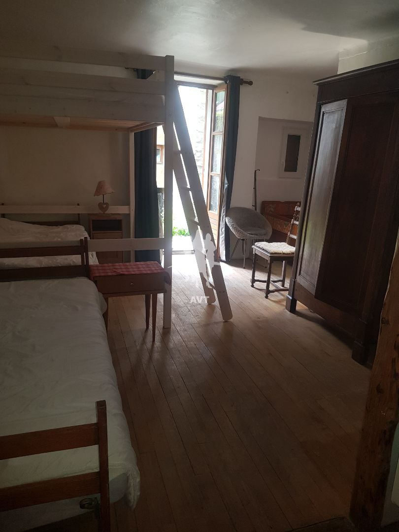 Maison à vendre  - 7 pièce(s) - Allos (04260)