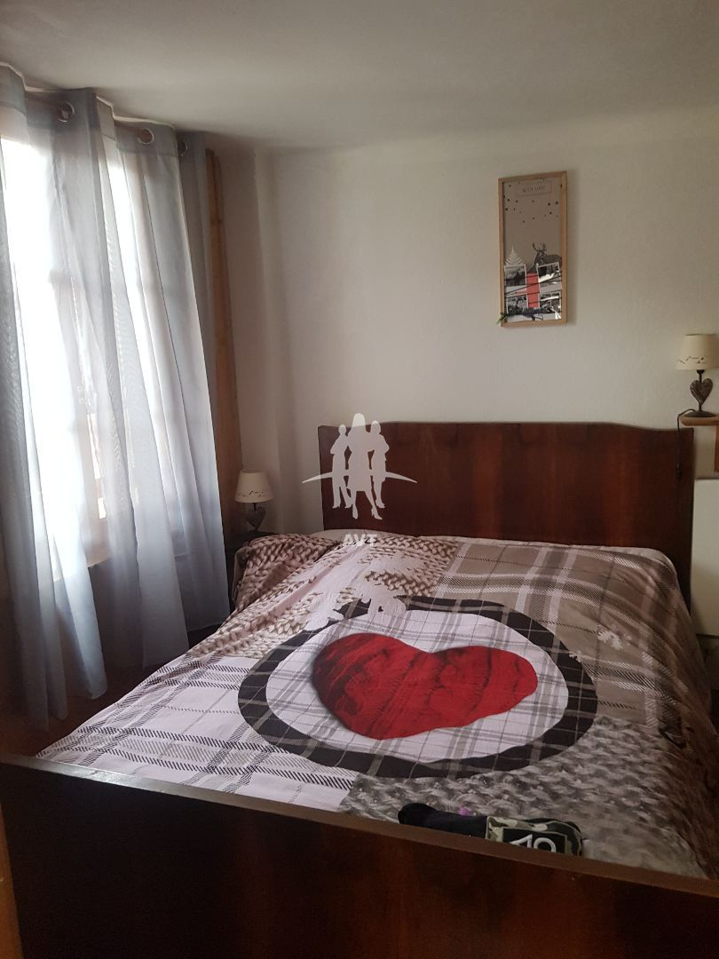 Maison à vendre  - 7 pièce(s) - Allos (04260)