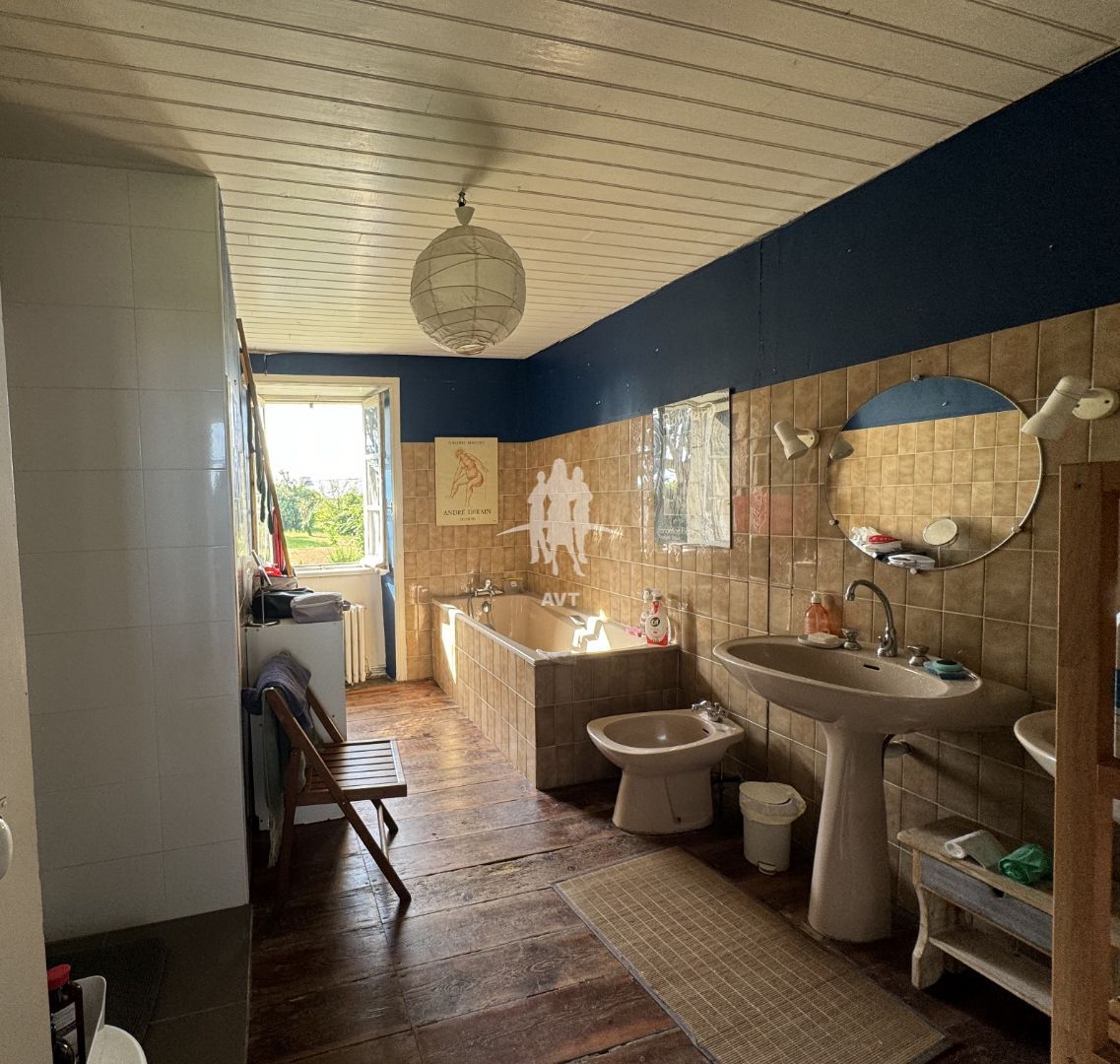 Maison à vendre  - 7 pièce(s) - 194m2 - Brignogan-plages (29890)