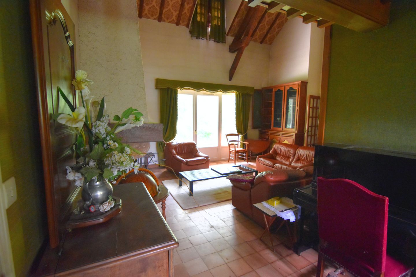 Maison à vendre  - 6 pièce(s) - 166m2 - Crottet (01290)