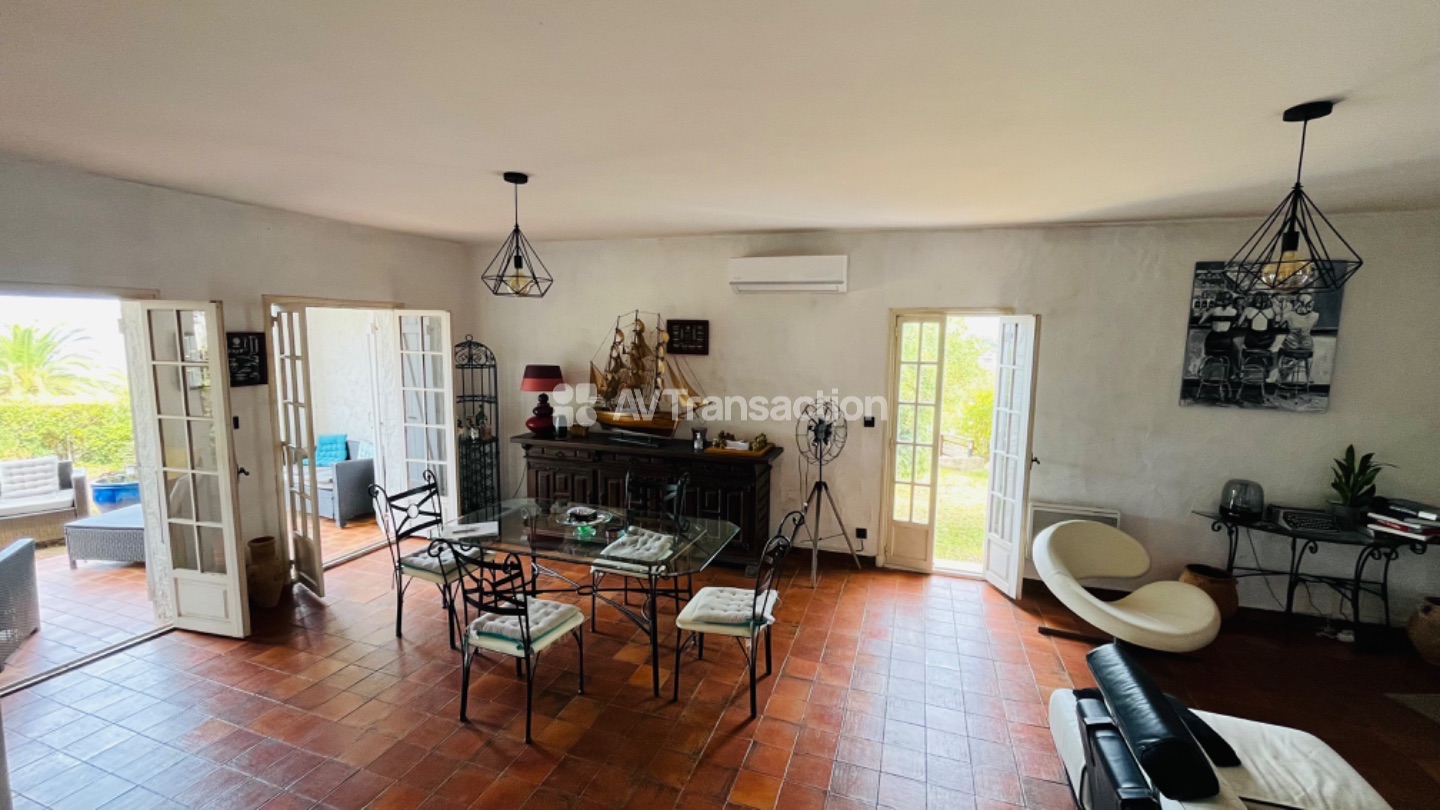 Maison à vendre  - 7 pièce(s) - 247m2 - Porticcio (20166)