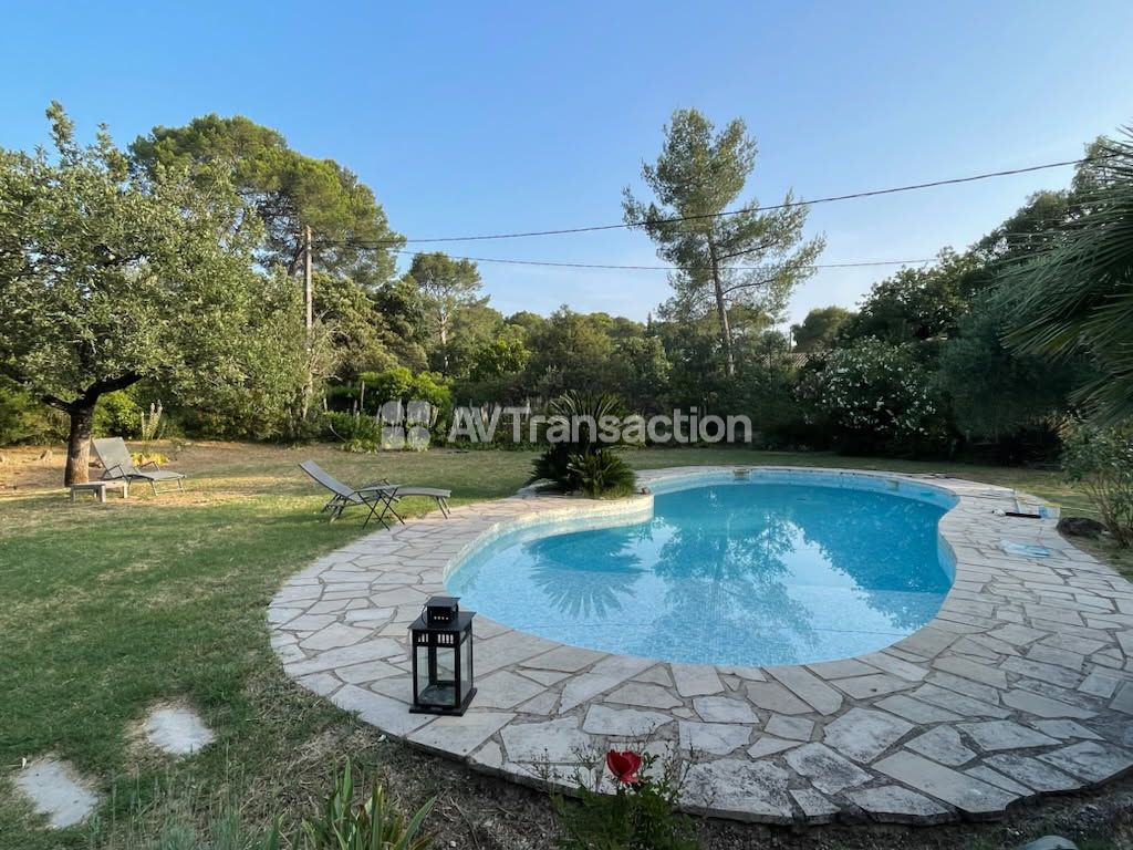 Maison à vendre  - 4 pièce(s) - 120m2 - Le Cannet Des Maures (83340)