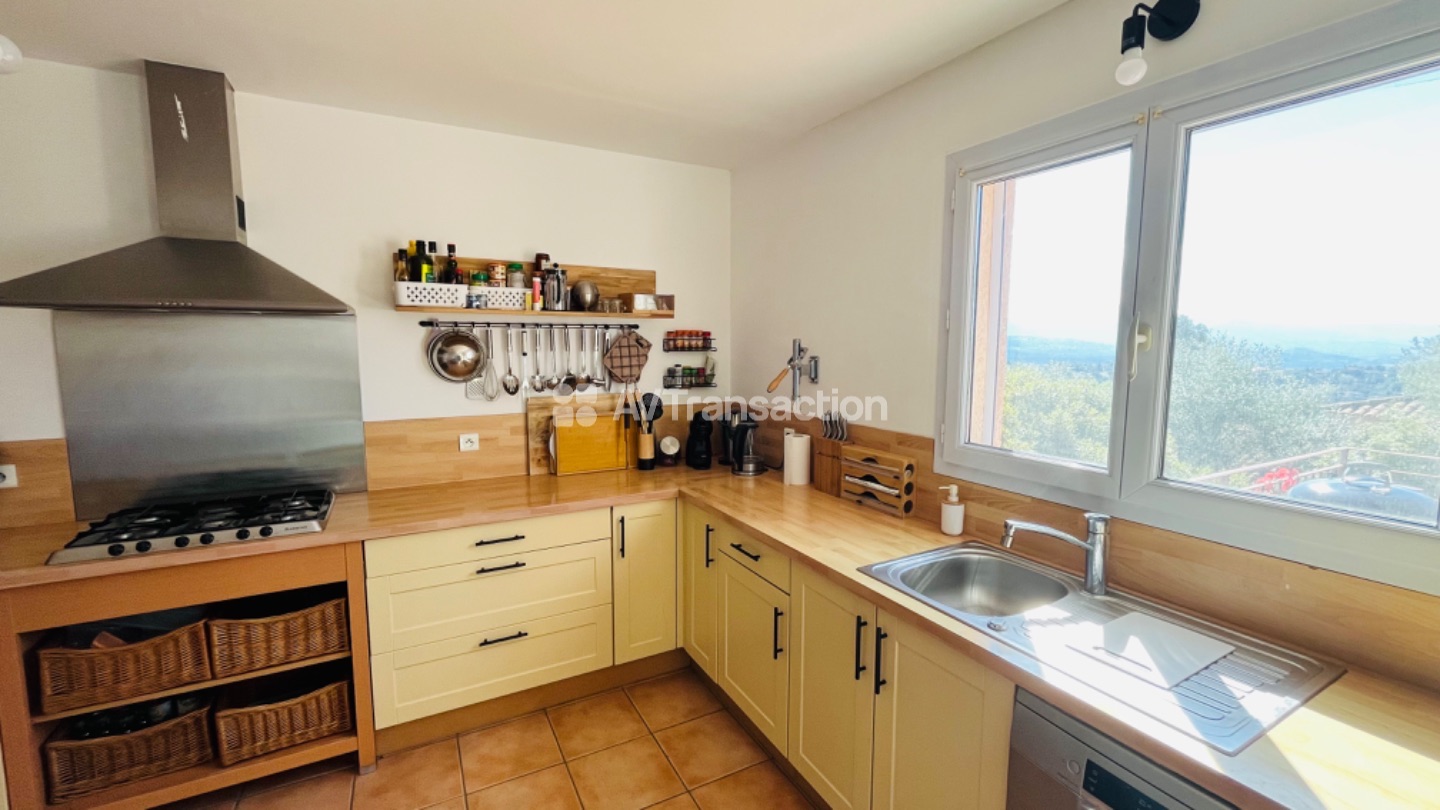 Maison à vendre  - 7 pièce(s) - 155m2 - Afa (20167)