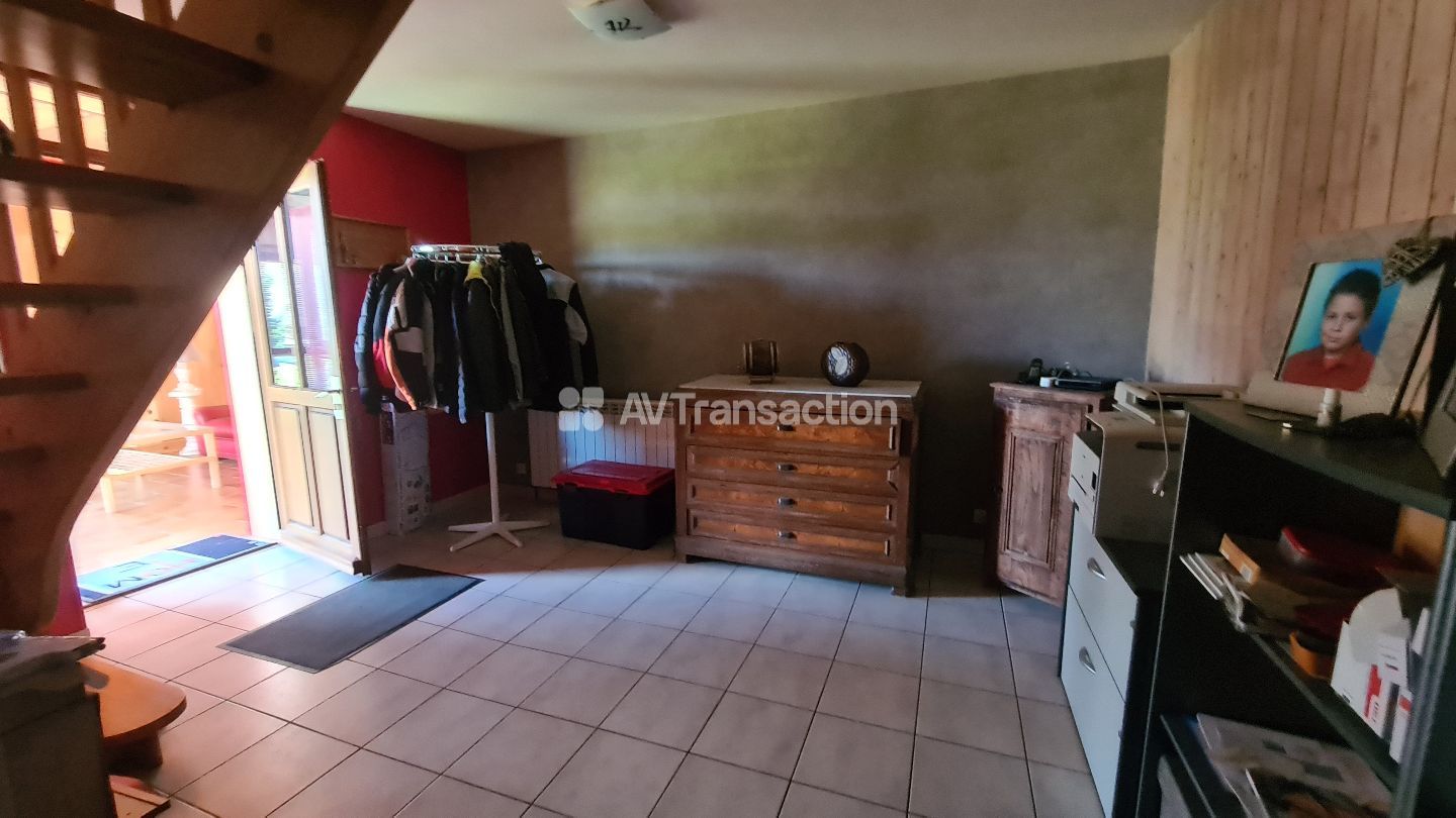 Maison à vendre  - 10 pièce(s) - 300m2 - Fresne-saint-mamès (70130)