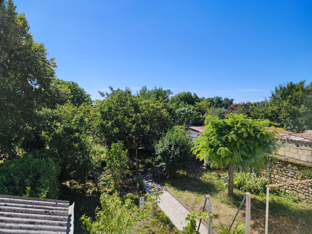 Maison à vendre  - 8 pièce(s) - 194m2 - Pons (17800)