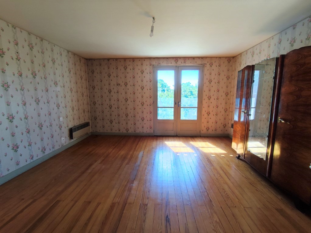 Maison à vendre  - 8 pièce(s) - 194m2 - Pons (17800)