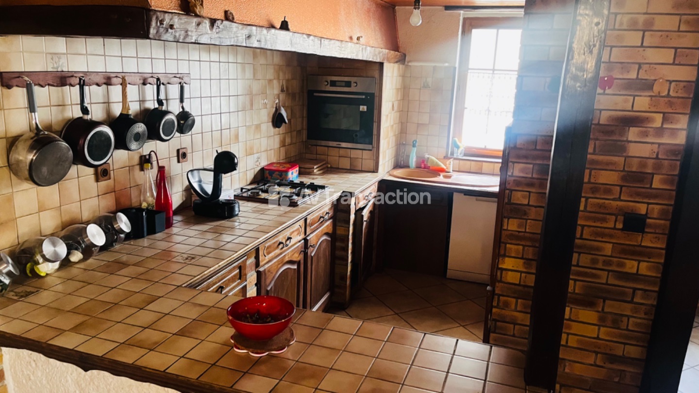 Maison de village à vendre  - 6 pièce(s) - 137.24m2 - Amnéville (57360)