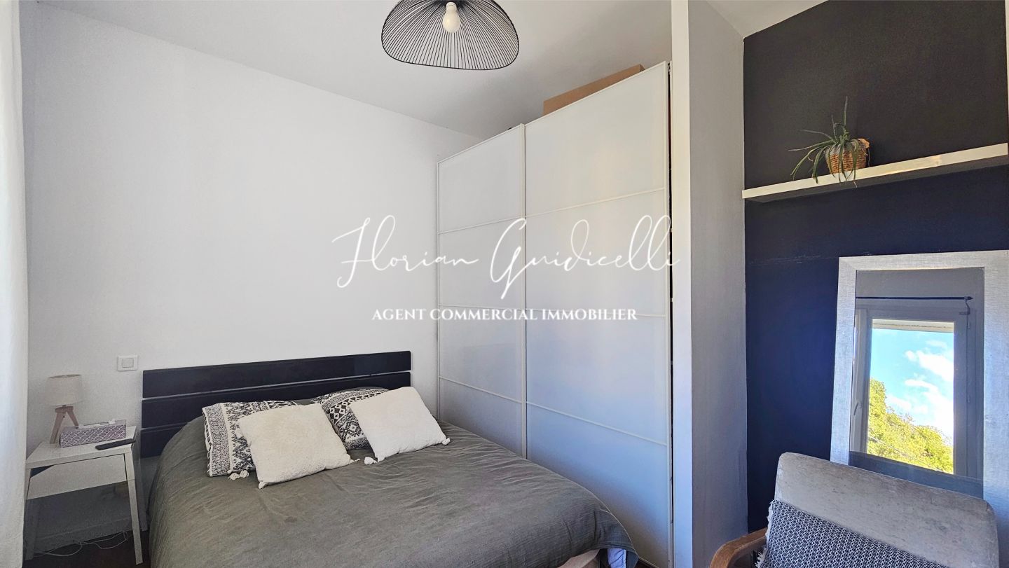 Maison à vendre  - 5 pièce(s) - 155m2 - San-giuliano (20230)