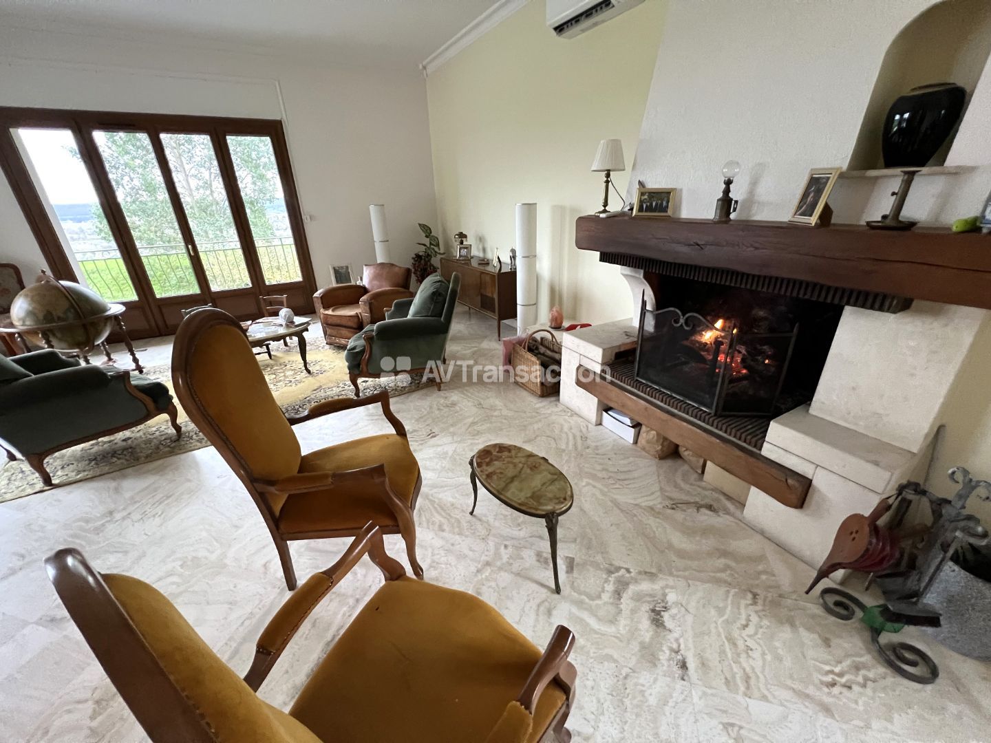 Maison contemporaine à vendre  - 8 pièce(s) - 218m2 - Gaillon (27600)