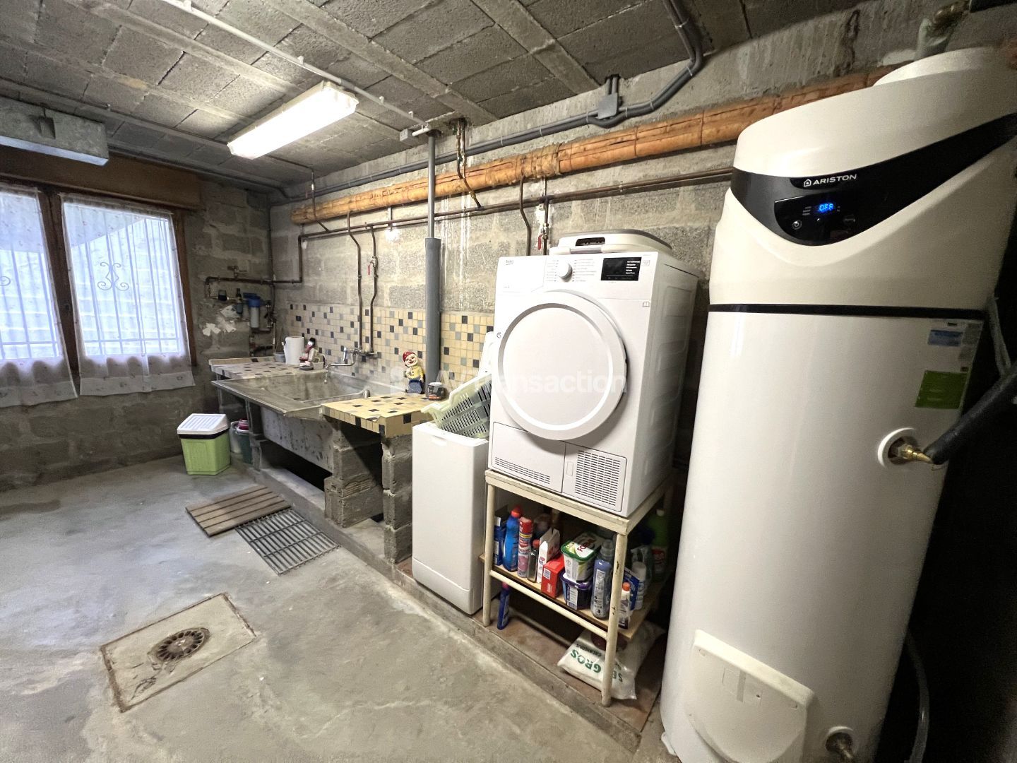 Maison contemporaine à vendre  - 8 pièce(s) - 218m2 - Gaillon (27600)