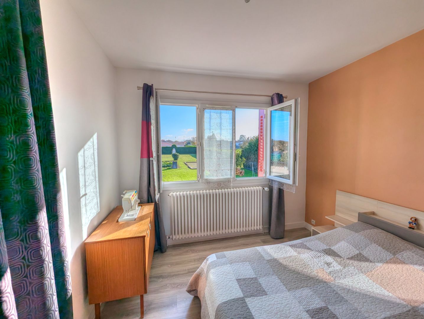 Maison à vendre  - 7 pièce(s) - 139m2 - Grièges (01290)