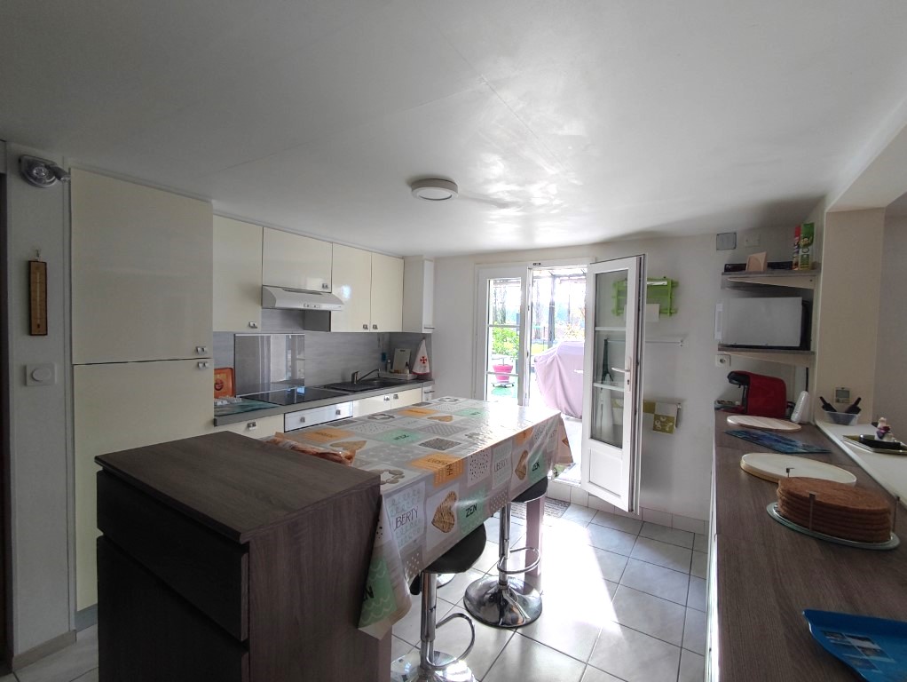 Maison à vendre  - 5 pièce(s) - 140m2 - Saint Leger (17800)