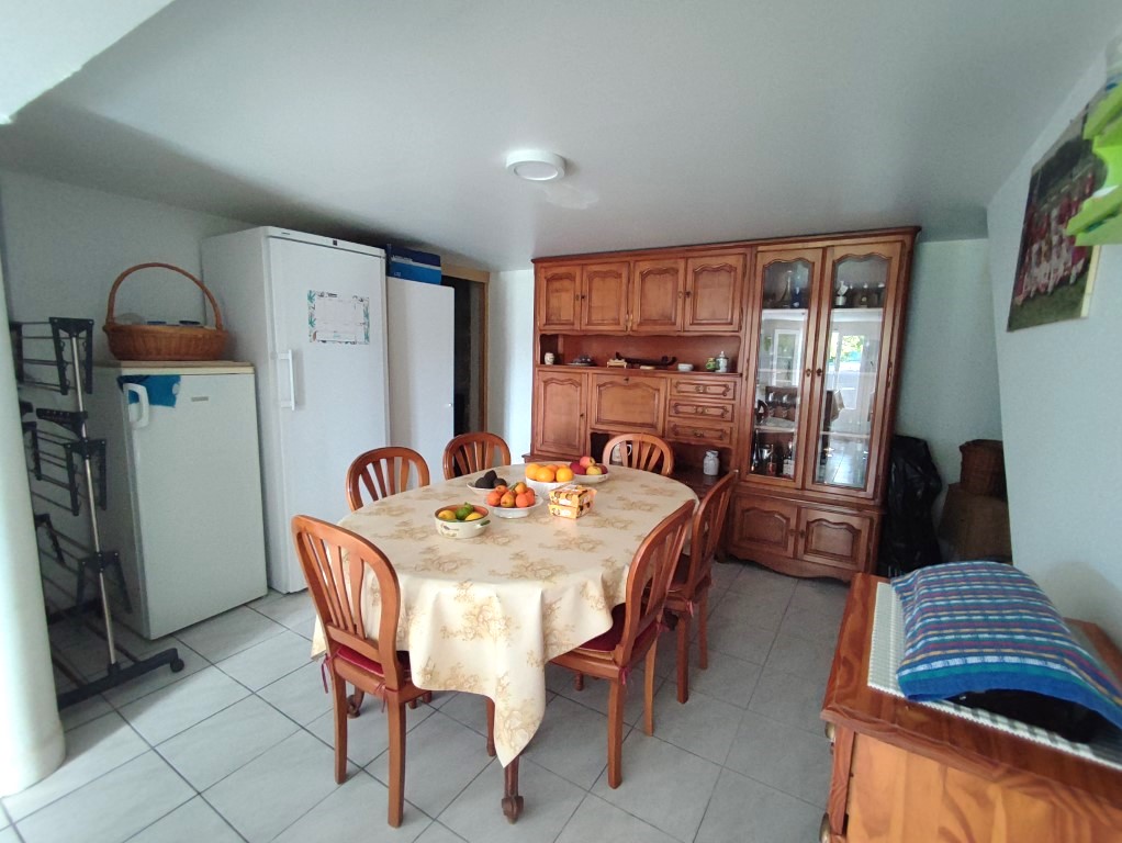 Maison à vendre  - 5 pièce(s) - 140m2 - Saint Leger (17800)