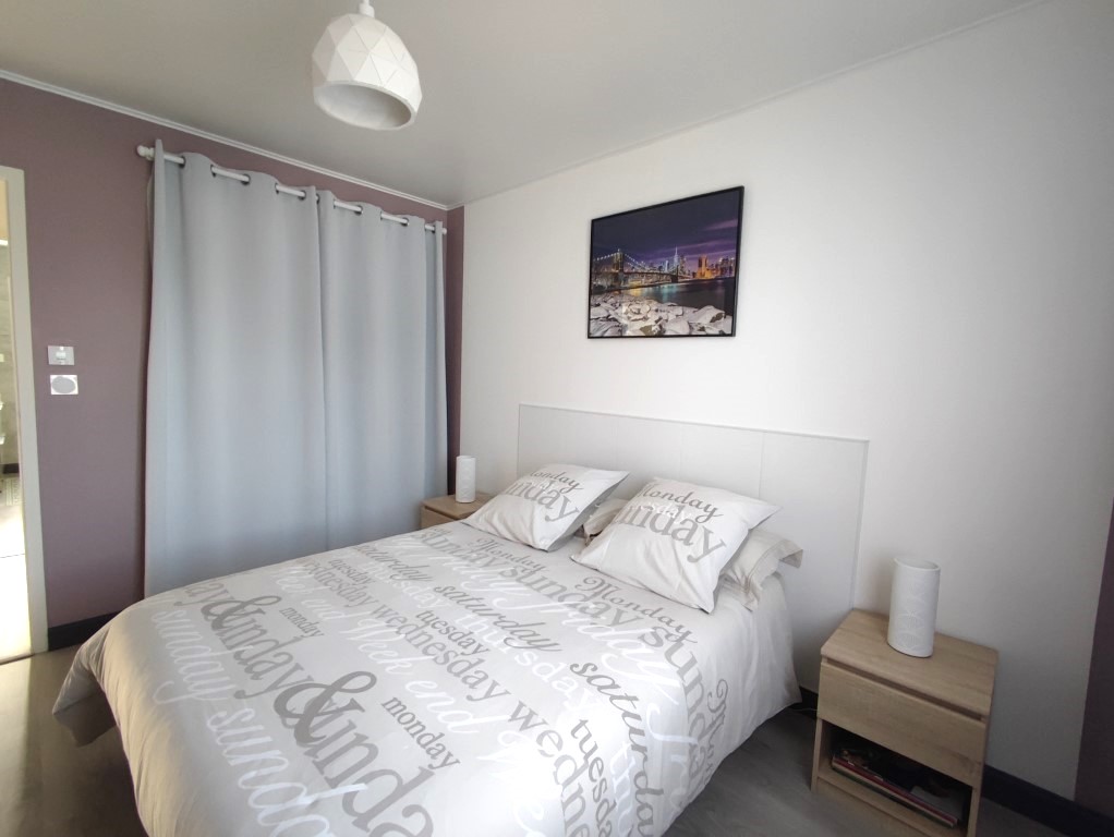 Maison à vendre  - 5 pièce(s) - 140m2 - Saint Leger (17800)