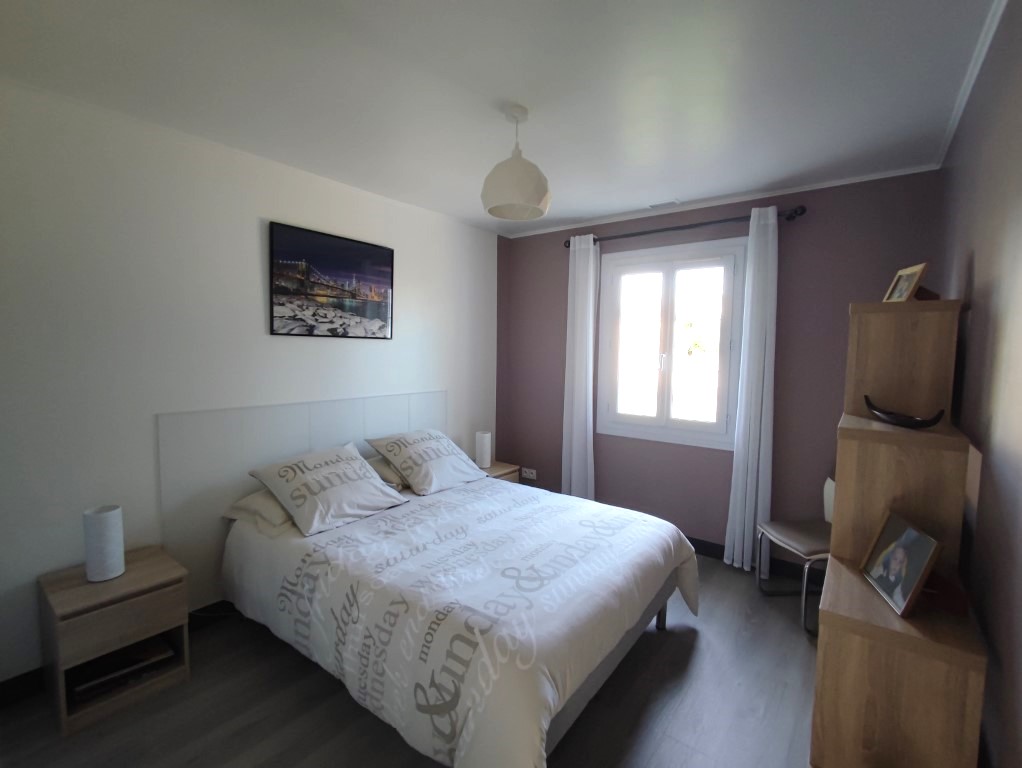 Maison à vendre  - 5 pièce(s) - 140m2 - Saint Leger (17800)