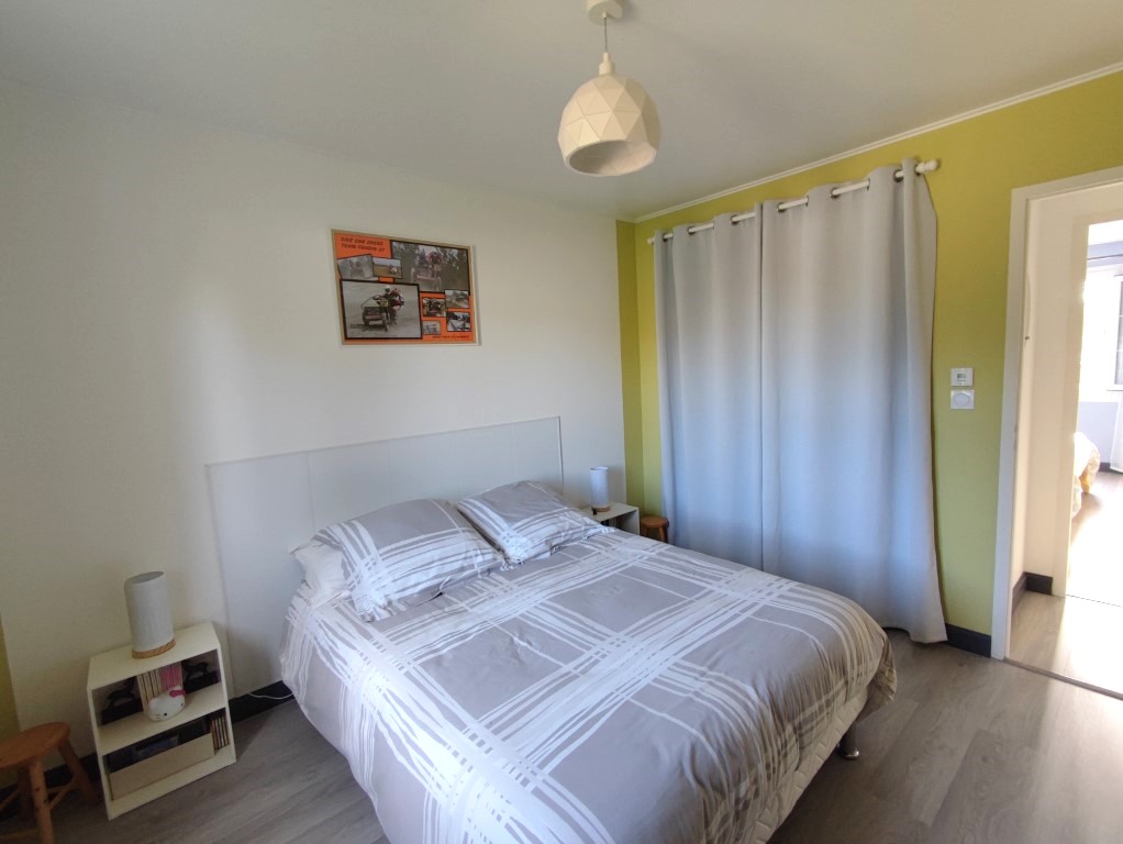 Maison à vendre  - 5 pièce(s) - 140m2 - Saint Leger (17800)