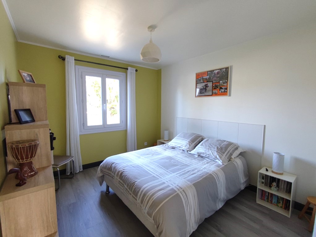 Maison à vendre  - 5 pièce(s) - 140m2 - Saint Leger (17800)