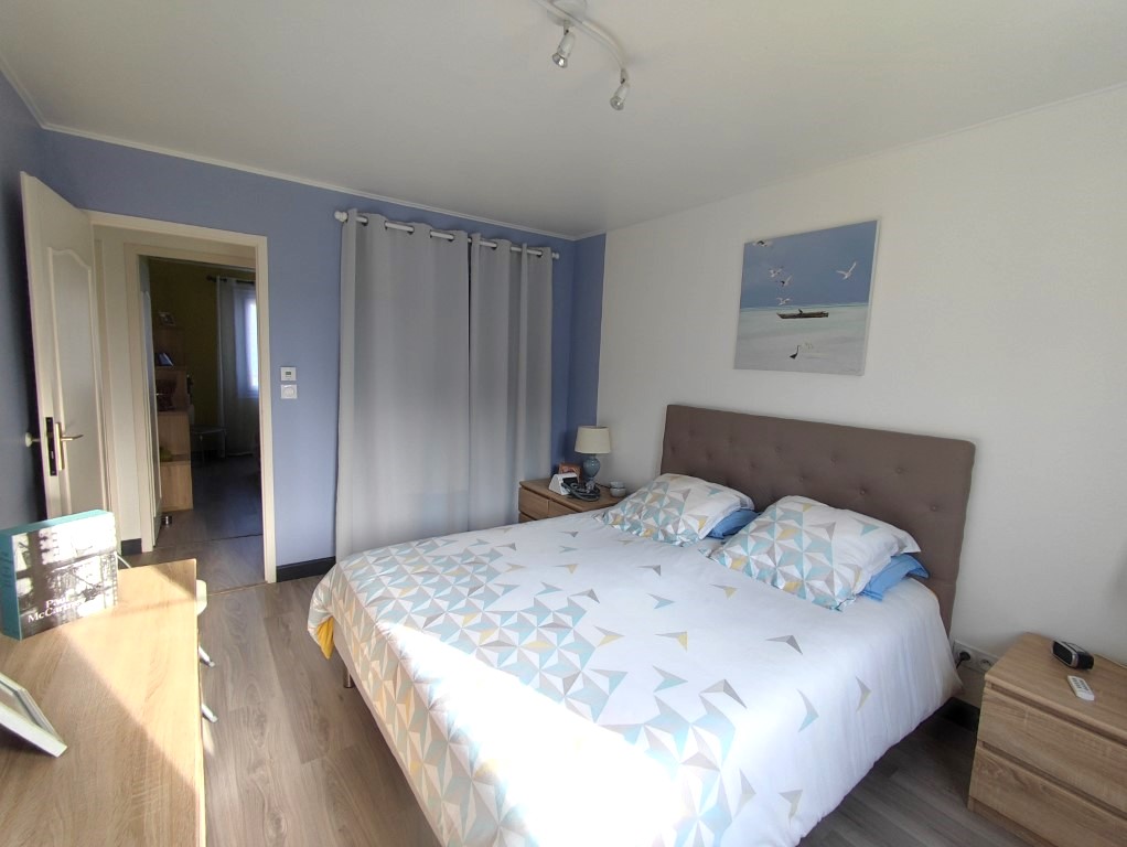 Maison à vendre  - 5 pièce(s) - 140m2 - Saint Leger (17800)