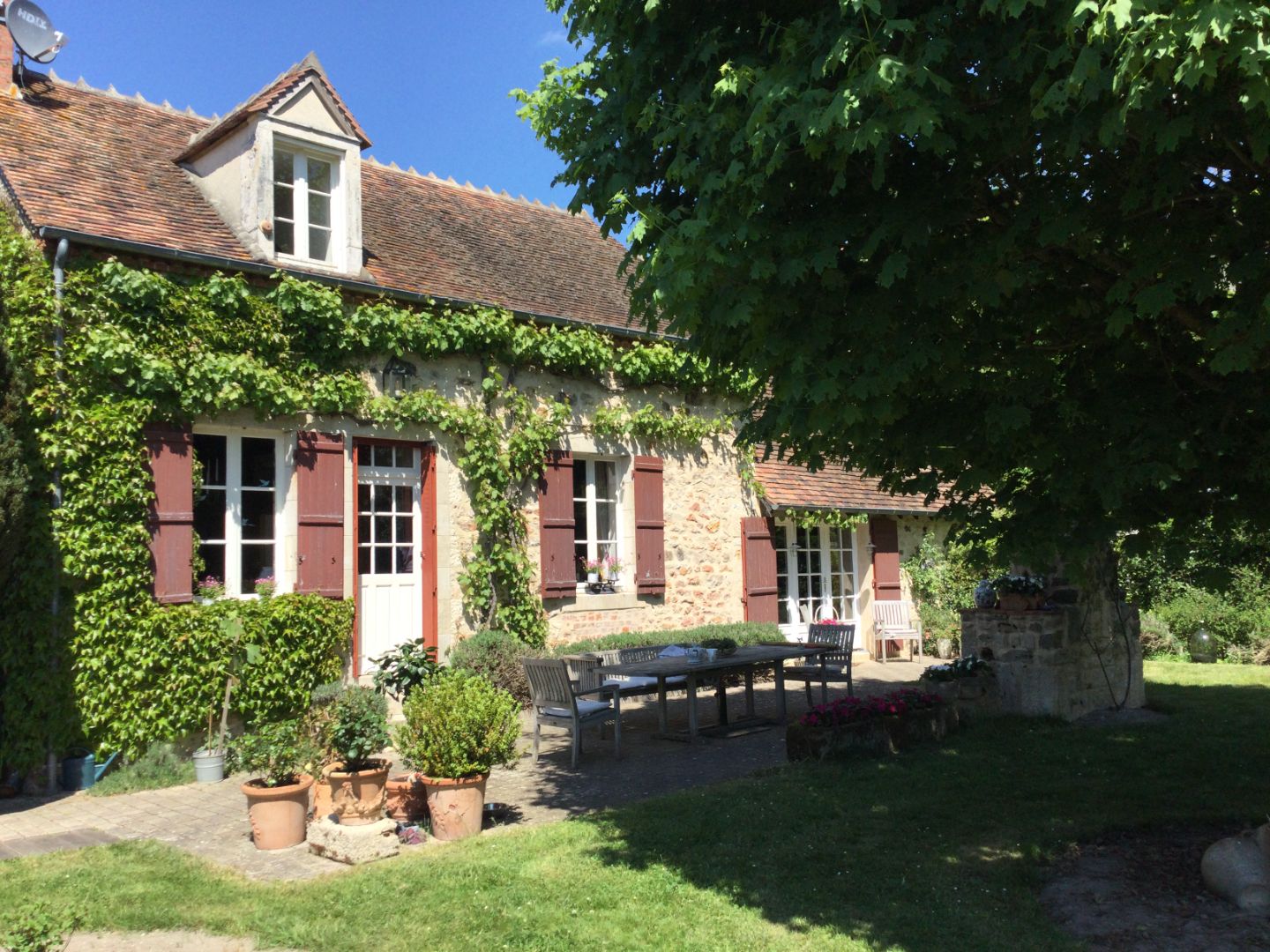 Cher : Propriété 3,5 ha avec 2 Maisons et Piscine