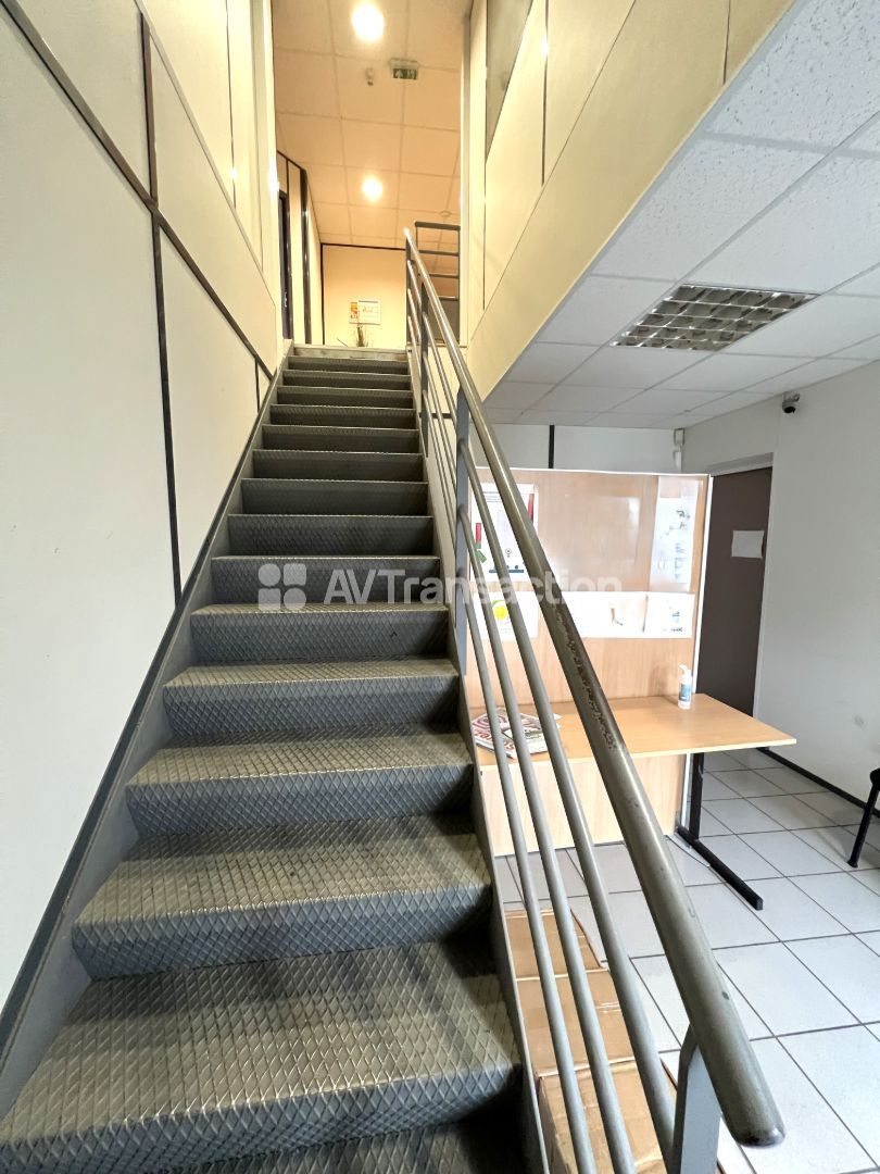 Immeuble de bureaux à vendre  - 12 pièce(s) - 378m2 - Évreux (27000)