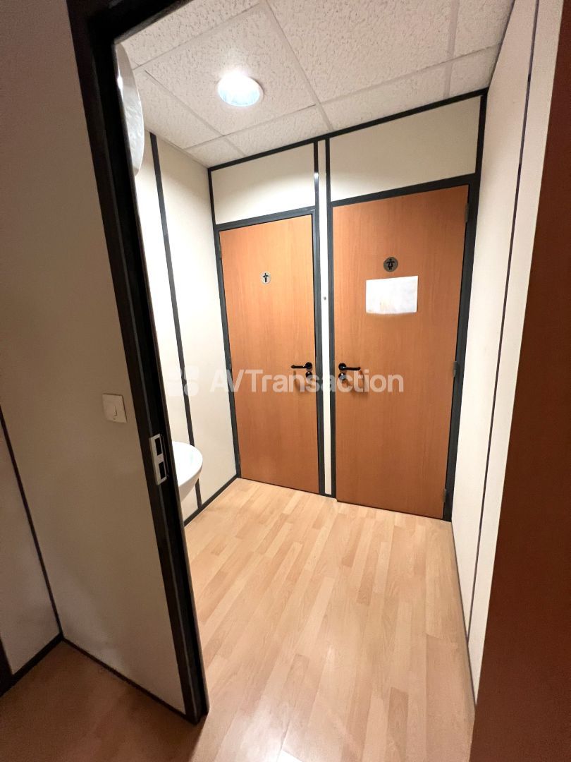 Immeuble de bureaux à vendre  - 12 pièce(s) - 378m2 - Évreux (27000)