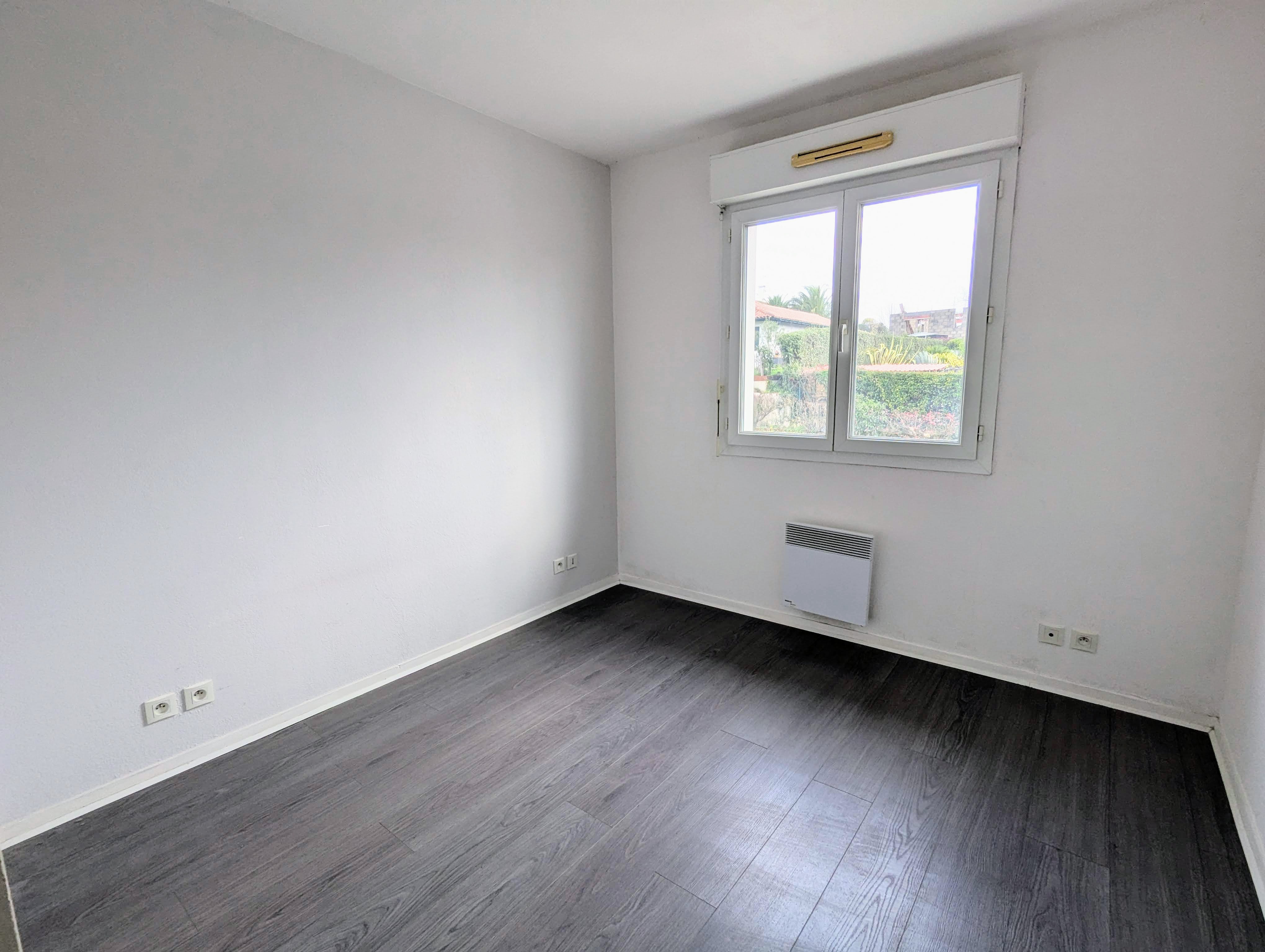 Appartement à vendre  - 2 pièce(s) - 45.19m2 - Mouguerre (64990)