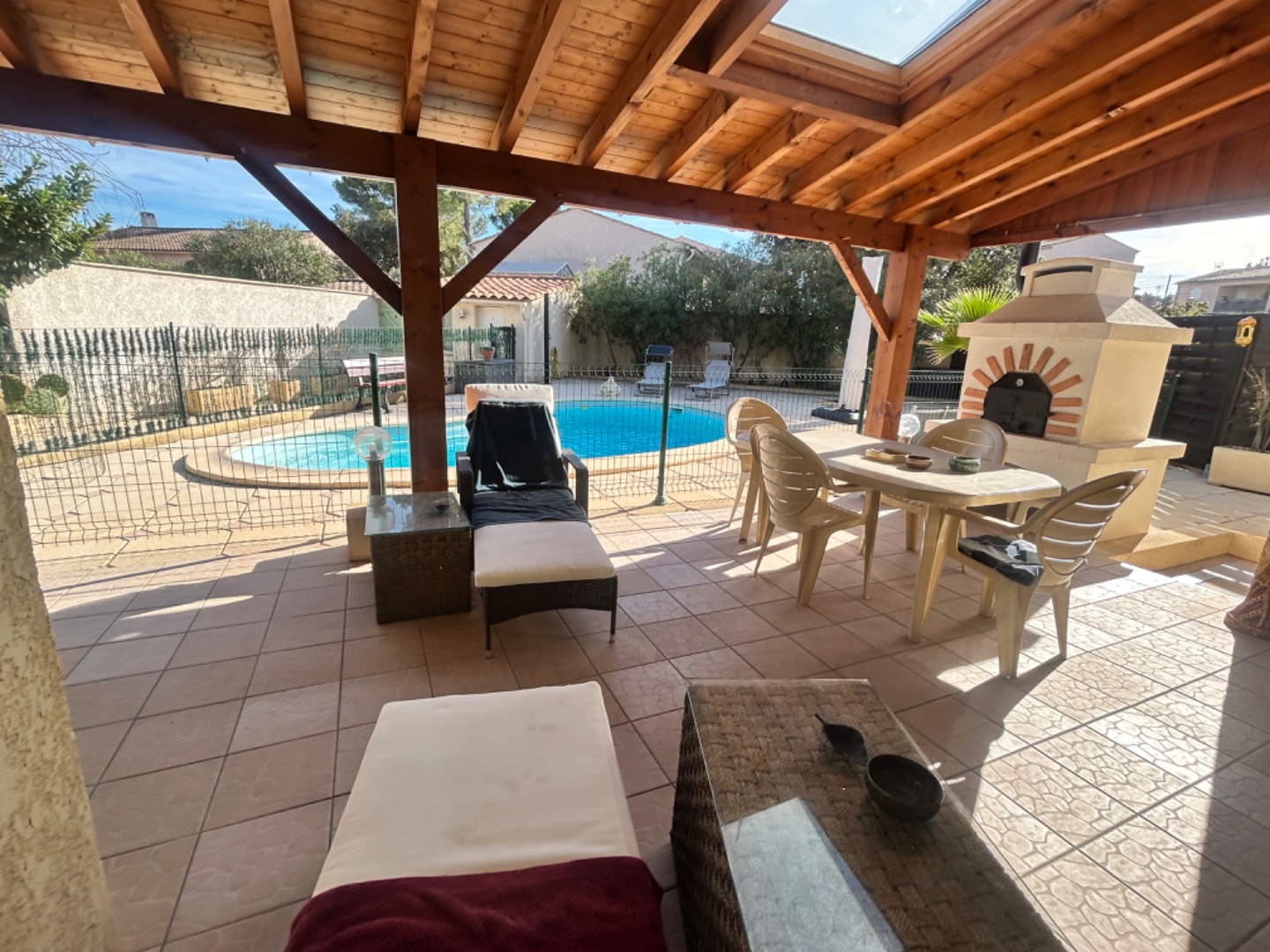 Maison à vendre  - 5 pièce(s) - 120m2 - Le Cannet-des-maures (83340)