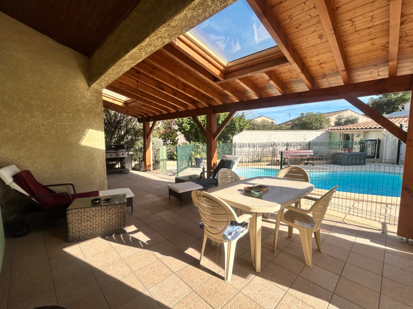 Maison à vendre  - 5 pièce(s) - 120m2 - Le Cannet-des-maures (83340)