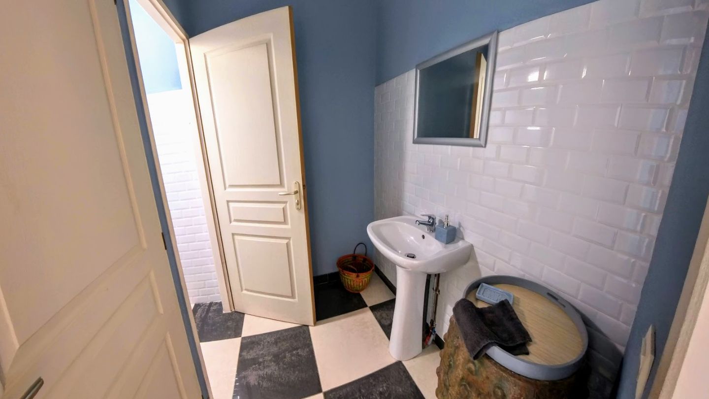 Maison de caractère à vendre  - 14 pièce(s) - 253m2 - Beaufort (34210)