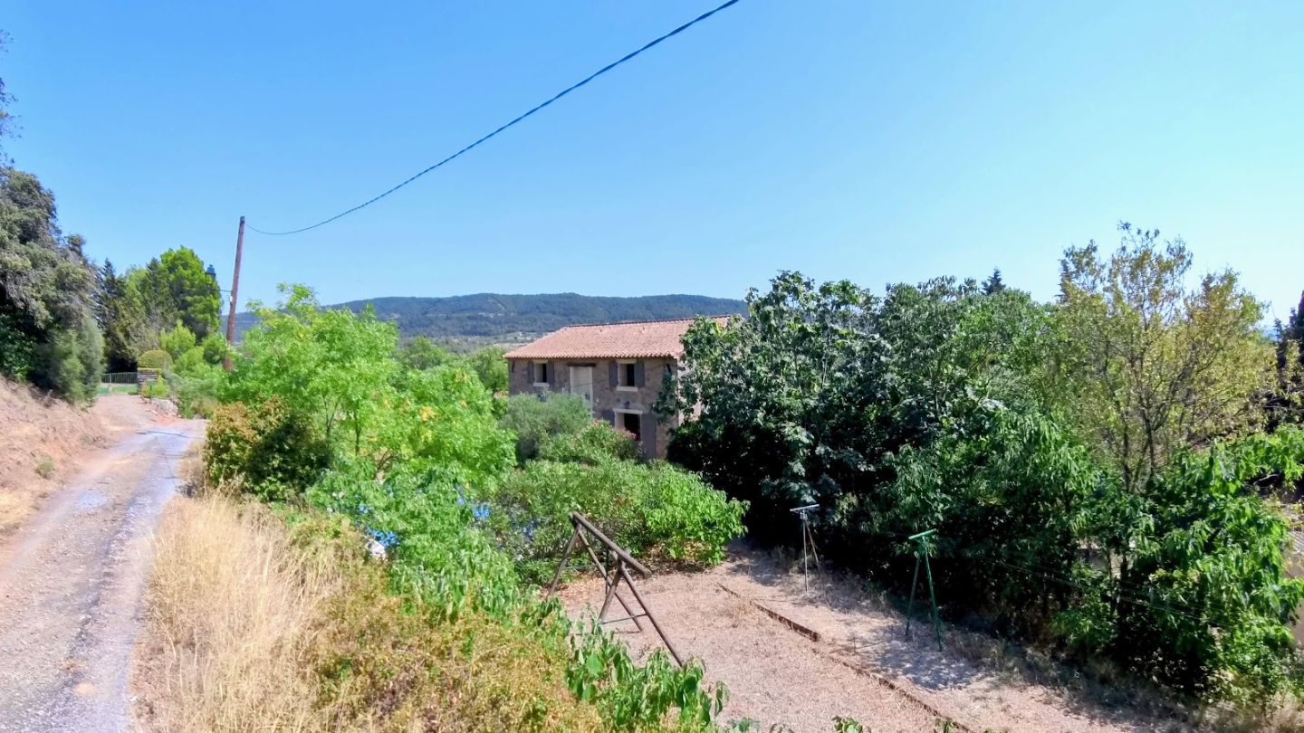 Maison de caractère à vendre  - 14 pièce(s) - 253m2 - Beaufort (34210)