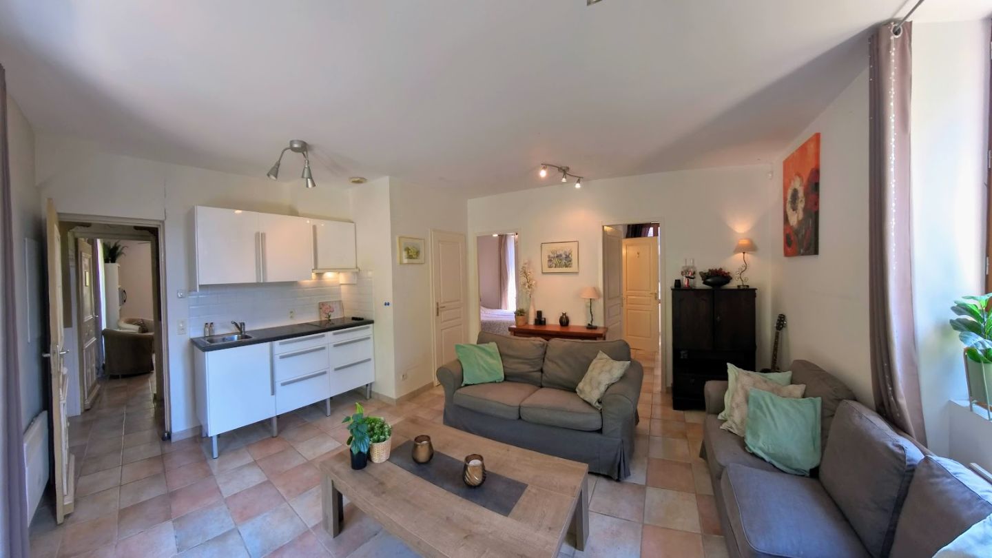 Maison de caractère à vendre  - 14 pièce(s) - 253m2 - Beaufort (34210)