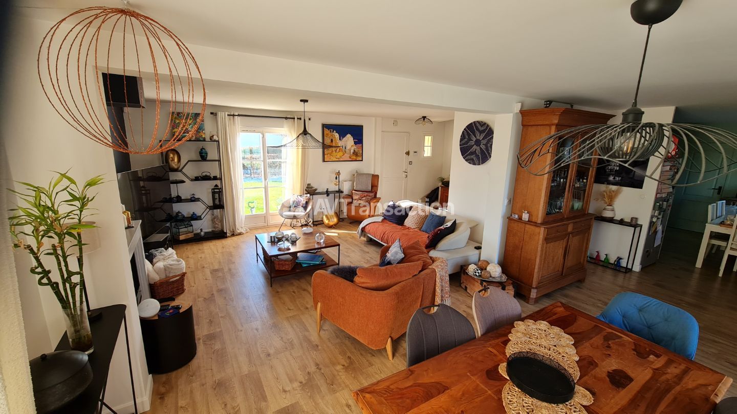 Maison à vendre  - 9 pièce(s) - 192m2 - Isneauville (76230)