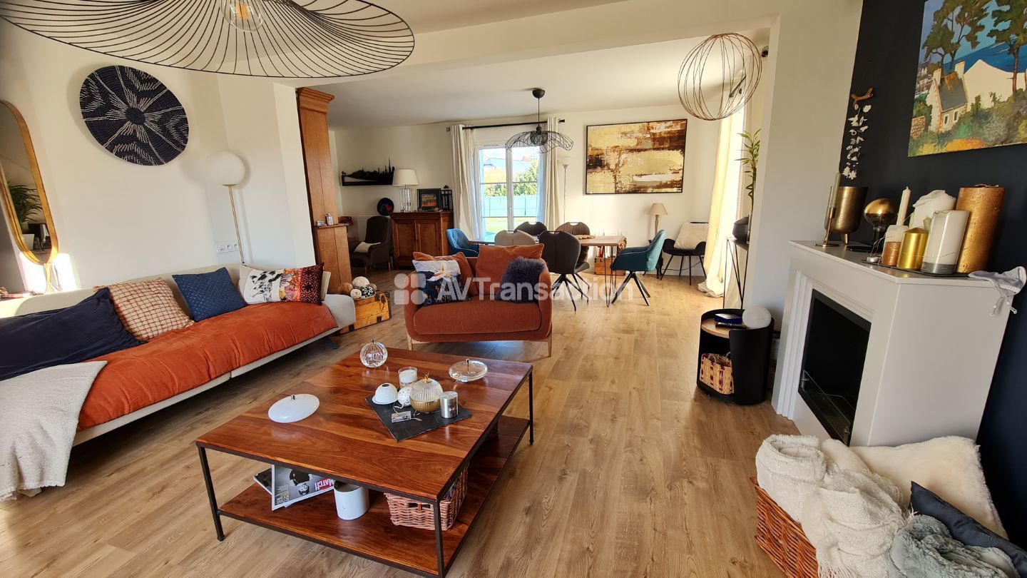 Maison à vendre  - 9 pièce(s) - 192m2 - Isneauville (76230)