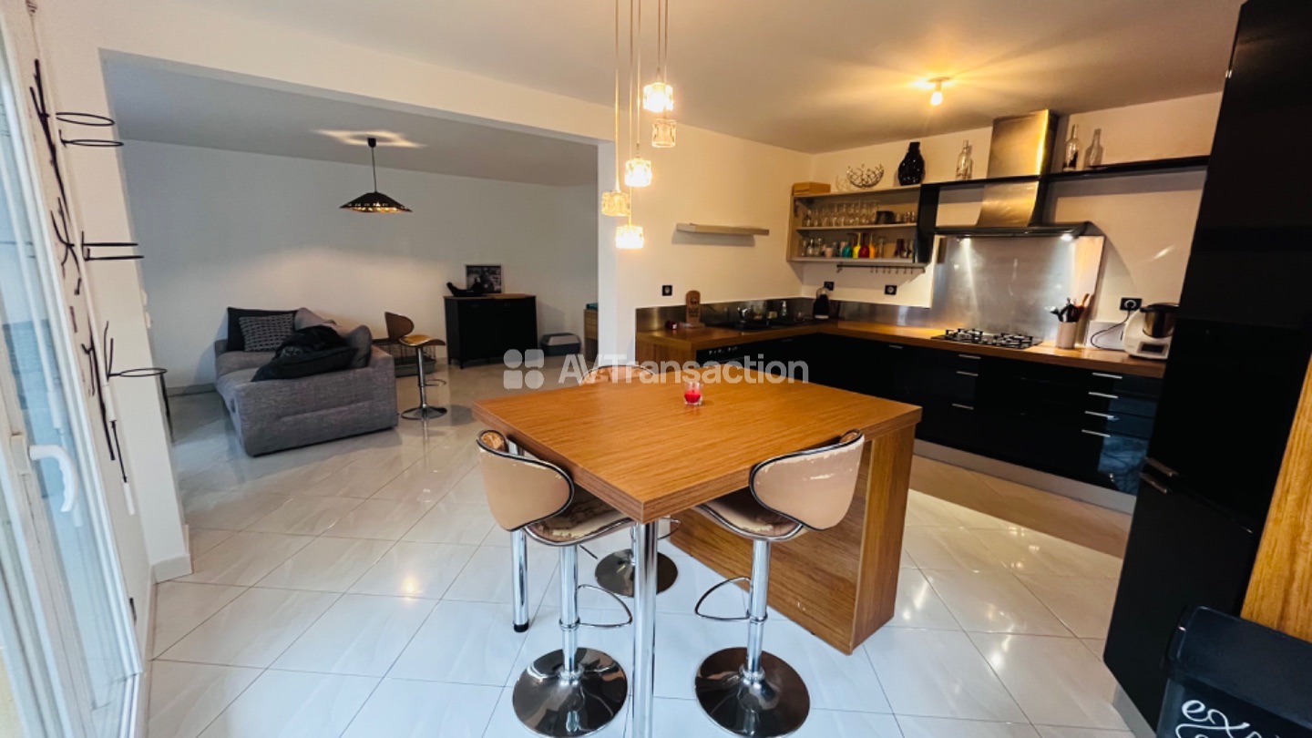 >Appartement en rez-de-jardin à vendre  - 3 pièce(s) - 84m2 - Clouange (57185)