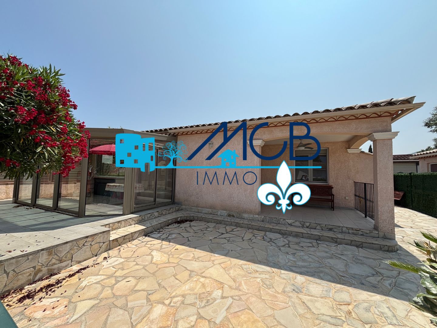 Maison en excellent état dans domaine sécurisé