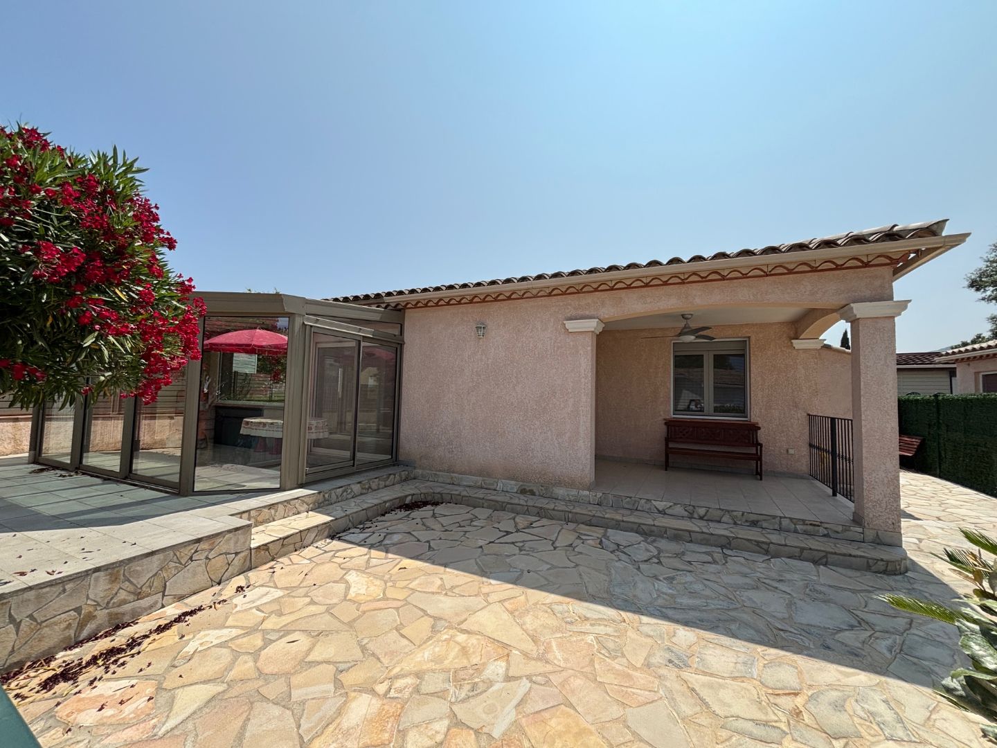 Maison à vendre  - 3 pièce(s) - 75m2 - Roquebrune-sur-argens (83520)