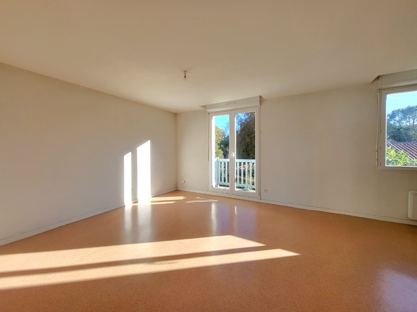 Appartement à vendre  - 2 pièce(s) - 51.3m2 - Herm (40990)