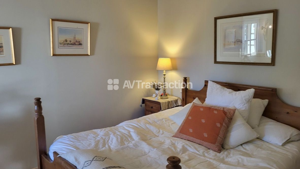 Maison à vendre  - 7 pièce(s) - 40000m2 - Flayosc (83780)