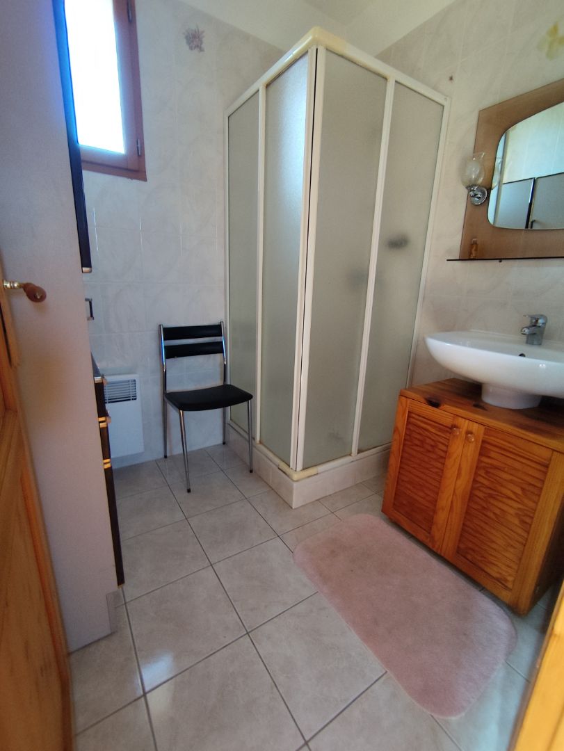 Maison à vendre  - 5 pièce(s) - 125m2 - Arès (33740)