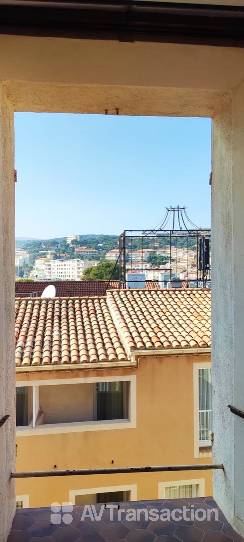 Appartement à vendre  - 2 pièce(s) - 40m2 - Cassis (13260)