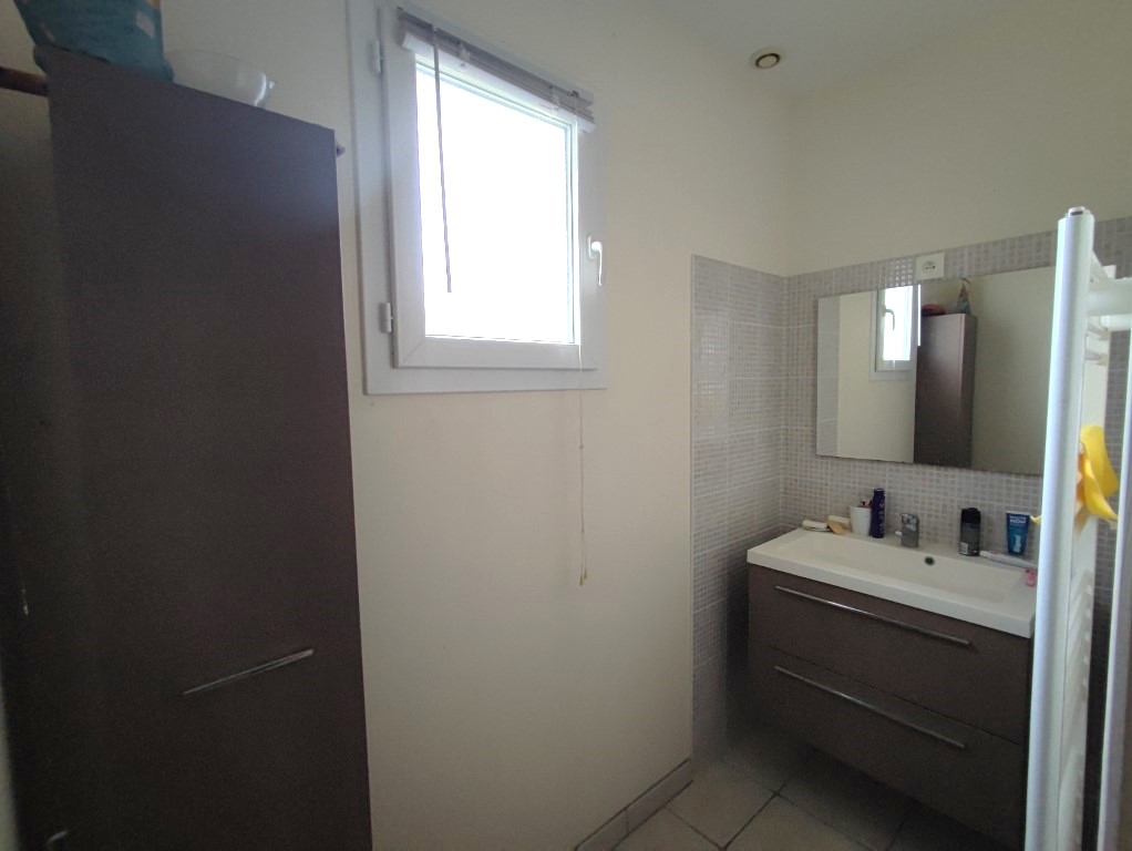 Maison à vendre  - 5 pièce(s) - 108.5m2 - Gemozac (17260)