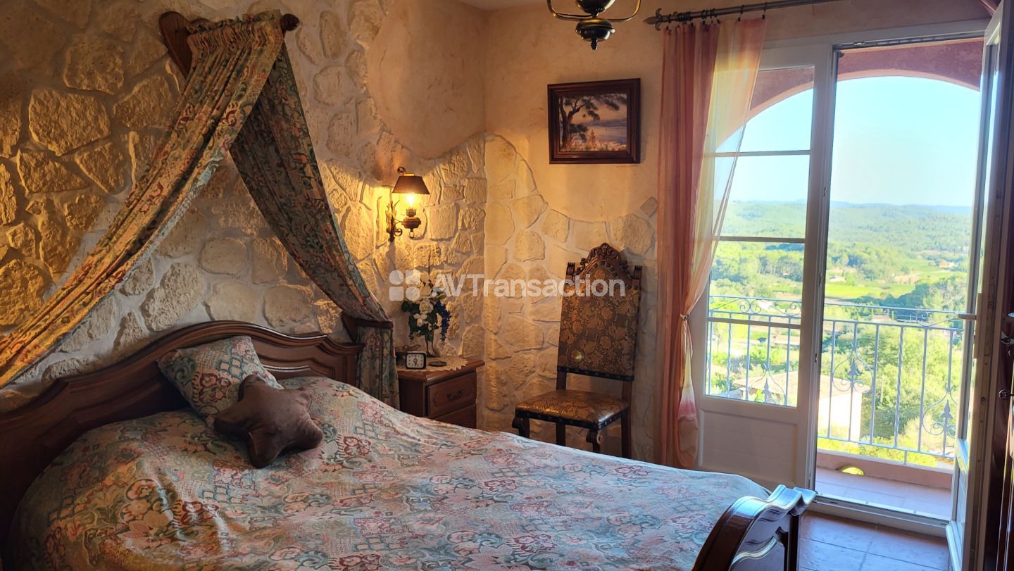 Maison à vendre  - 5 pièce(s) - 125m2 - Lorgues (83510)
