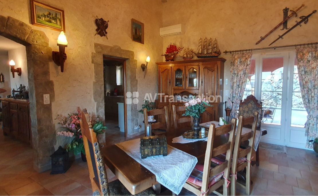 Maison à vendre  - 5 pièce(s) - 125m2 - Lorgues (83510)